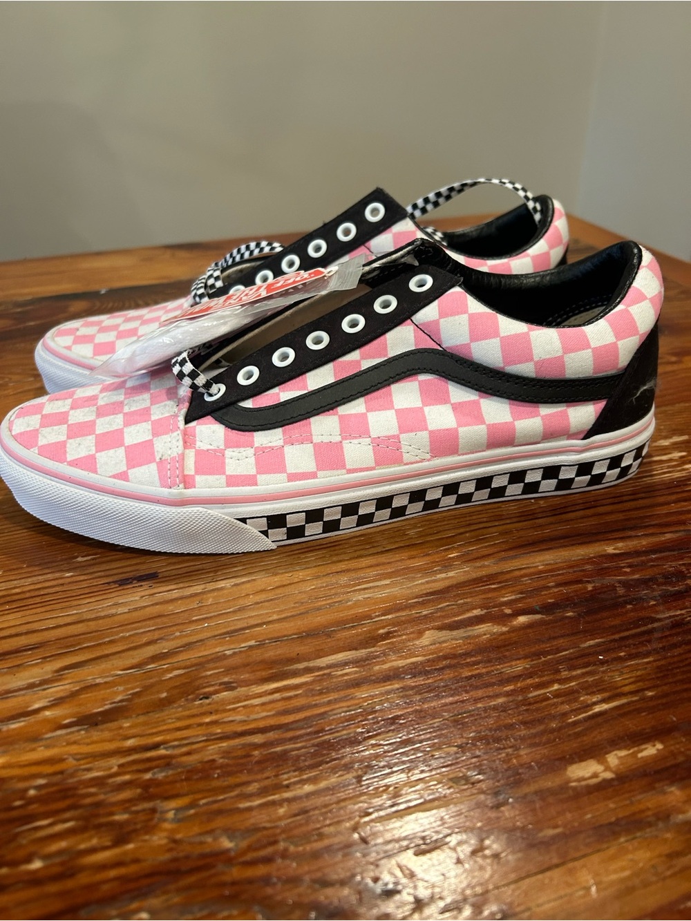 Custom Vans Pink and Black Checkerboard Low-Top Skate Shoes NEW!